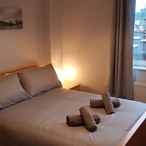 https://library-square-penthouse.belfasthotelsireland.com