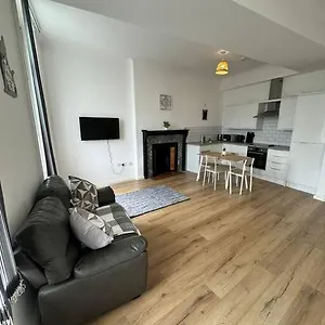 Spacious Flat In Center Gs304 Apartment