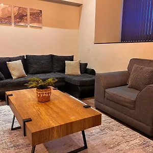 Chic Central, Relaxing, Restful, Retreat, Heated Floors, High Ceiling, Open Plan, Centre, 1br Apartment